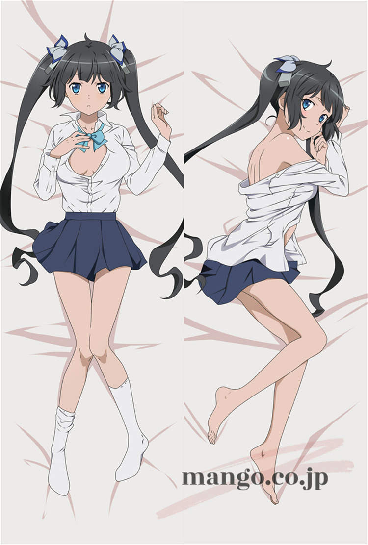 【ダンジョンに出会いを求めるのは間違っているだろうか】 限定描き下ろし 制服姿ヘスティア抱き枕カバー アニメ 等身大 等身大 キャラクター限定描き下ろし 制服姿ヘスティア 抱き枕カバー